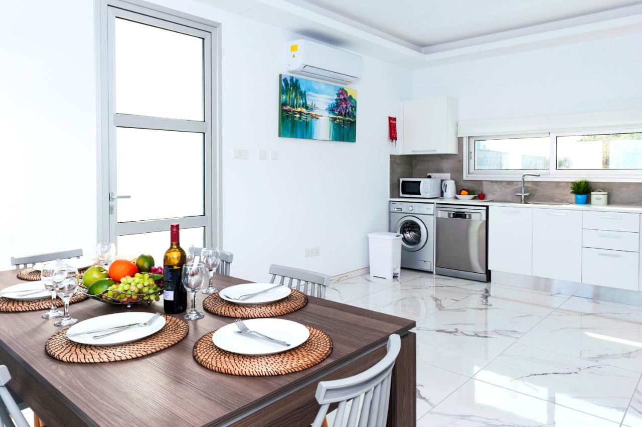 Villa Carmen Protaras Extérieur photo