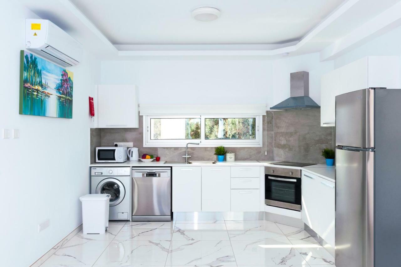 Villa Carmen Protaras Extérieur photo