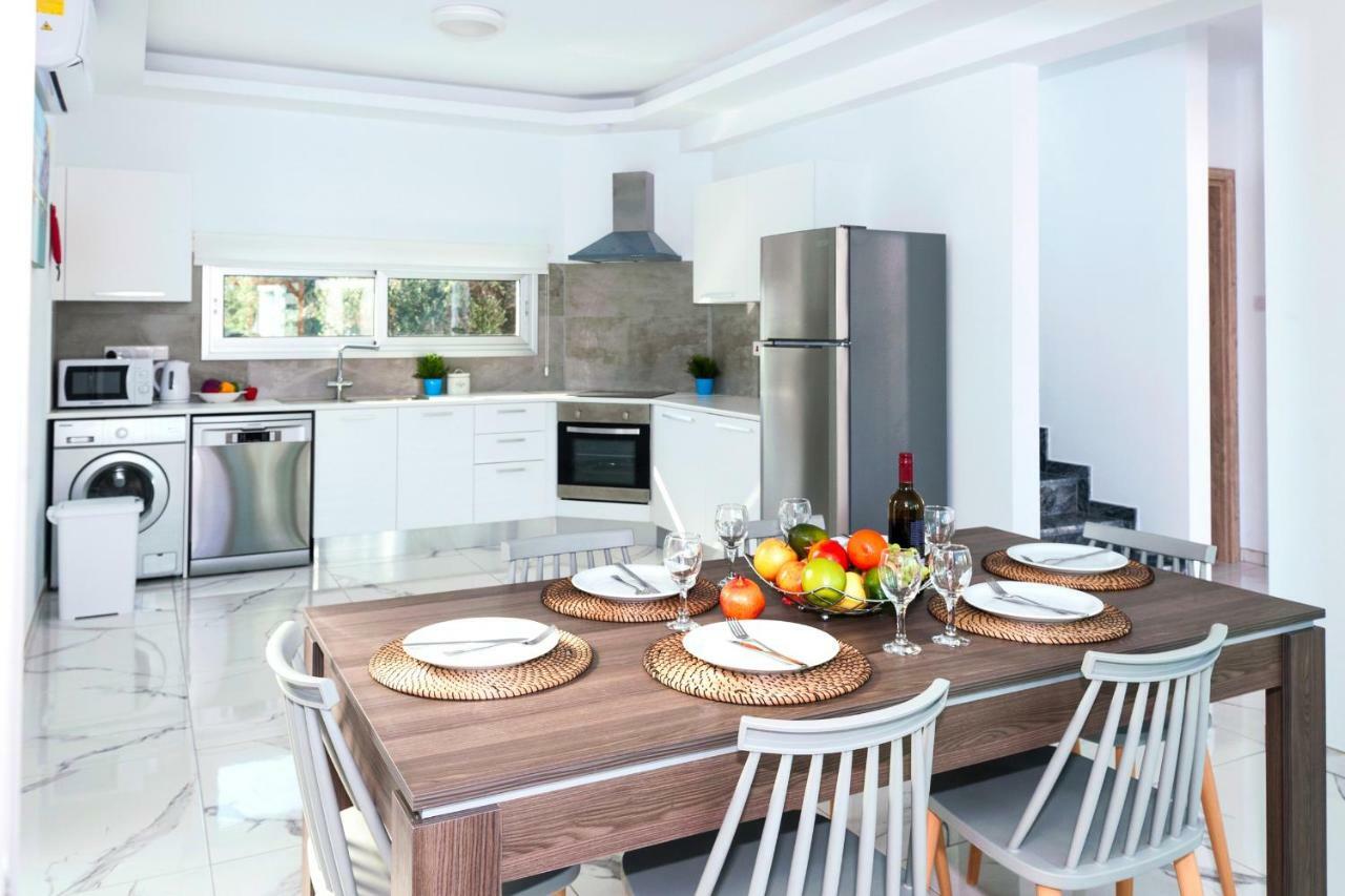 Villa Carmen Protaras Extérieur photo